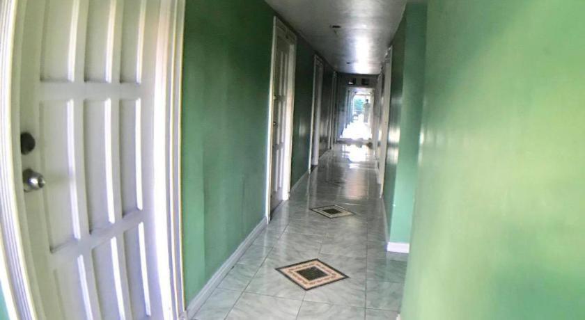 Dormitels.Ph Ust Hotel Manilla Buitenkant foto